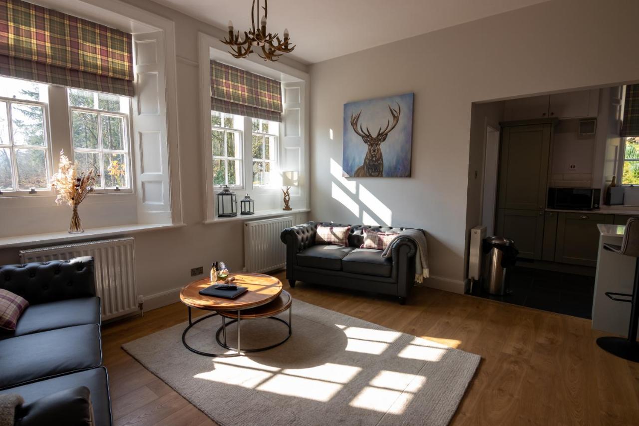 Laundry Cottage: Drumlanrig Castle Thornhill  Exterior photo