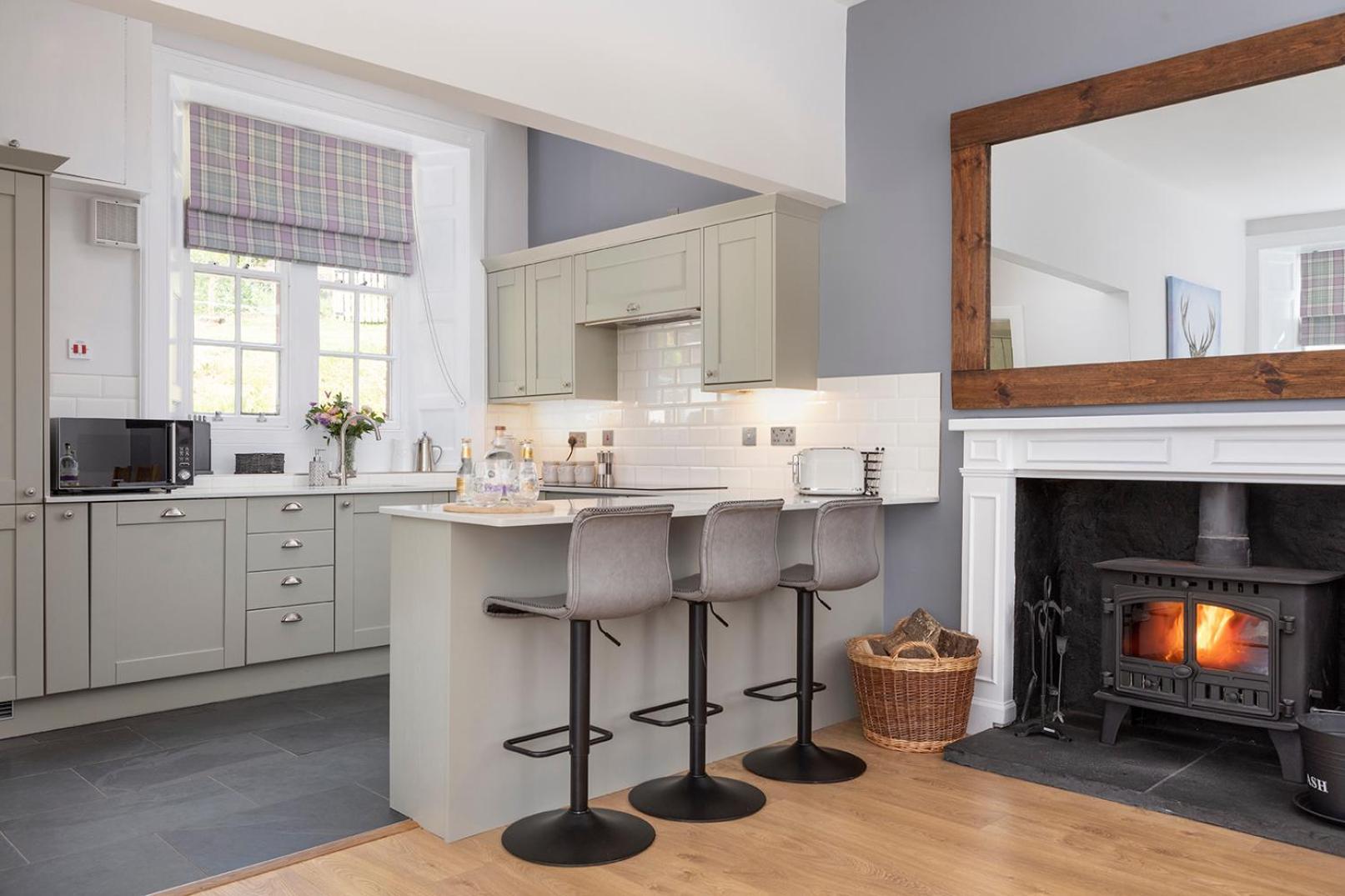 Laundry Cottage: Drumlanrig Castle Thornhill  Exterior photo